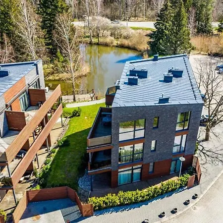 Comfortable In Prestigious Seaside Area Butas
