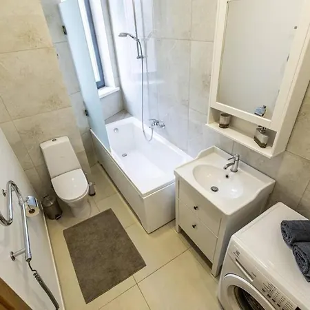 Apartmán Comfortable In Prestigious Seaside Area *
