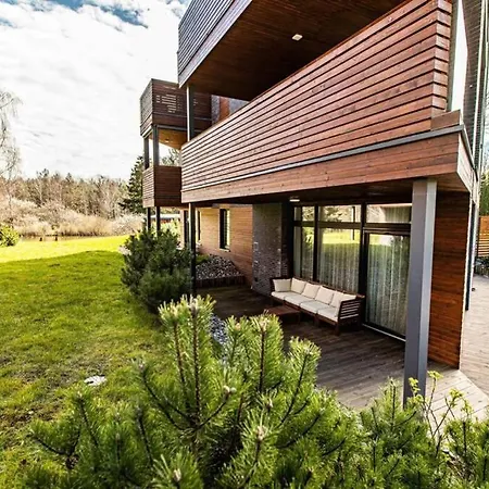 アパート Comfortable In Prestigious Seaside Area