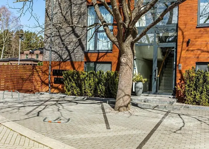 Comfortable In Prestigious Seaside Area Apartment