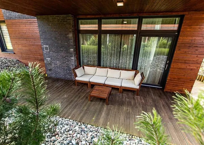 アパート Comfortable In Prestigious Seaside Area パランガ